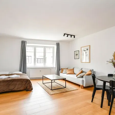 Lägenhetshotell Vysoka 4*